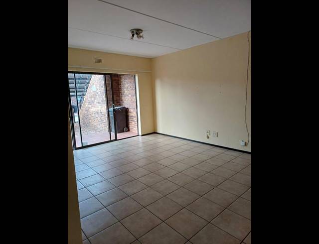 2 BEDROOM PROPERTY TO RENT IN SONNEVELD
